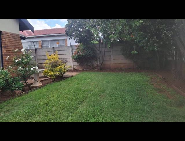 3 BEDROOM PROPERTY TO RENT IN SUNNYRIDGE